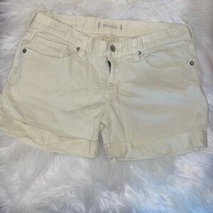 Size 11 Pale Yellow Bullhead Shorts D2